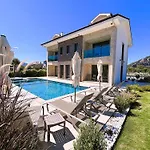 Sahra Exclusive Dalyan - Family-friendly Luxury In Dalyan Centre With Large Private Pool & Garden *