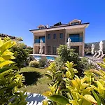 Villa Sahra Exclusive Dalyan - Family-friendly Luxury In Dalyan Centre With Large Private Pool & Garden *