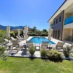 Villa Sahra Exclusive Dalyan - Family-friendly Luxury In Dalyan Centre With Large Private Pool & Garden