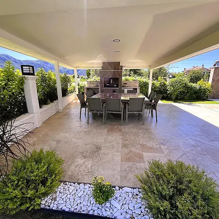 Sahra Exclusive Dalyan - Family-friendly Luxury In Dalyan Centre With Large Private Pool & Garden 빌라