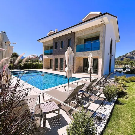 Sahra Exclusive Dalyan - Family-friendly Luxury In Dalyan Centre With Large Private Pool & Garden *