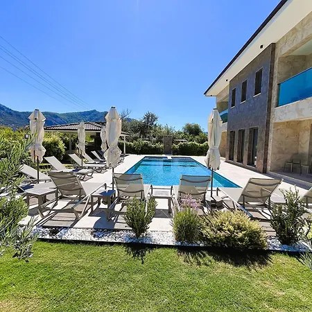 Vilă Sahra Exclusive Dalyan - Family-friendly Luxury In Dalyan Centre With Large Private Pool & Garden