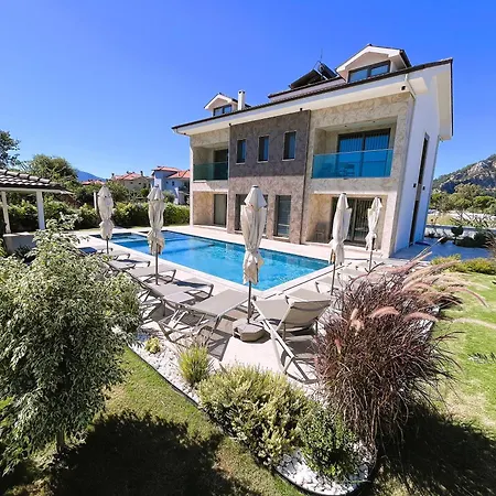 Sahra Exclusive Dalyan - Family-friendly Luxury In Dalyan Centre With Large Private Pool & Garden Vilă *