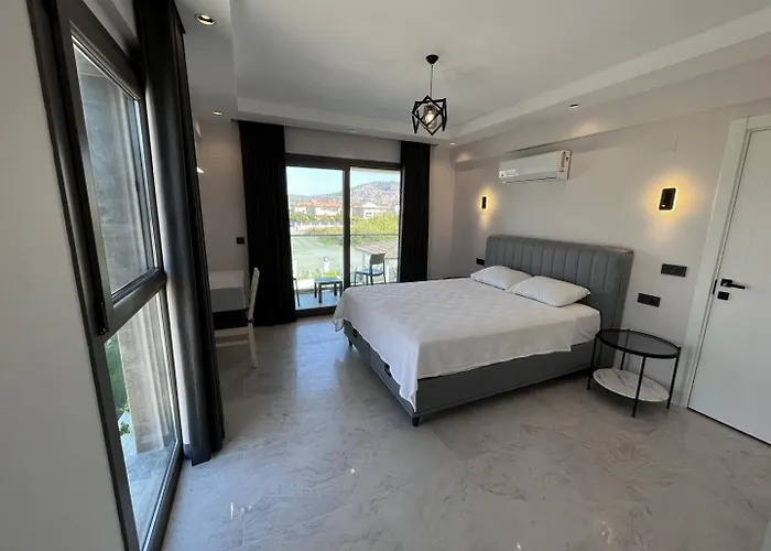 Vilă Sahra Exclusive Dalyan - Family-friendly Luxury In Dalyan Centre With Large Private Pool & Garden