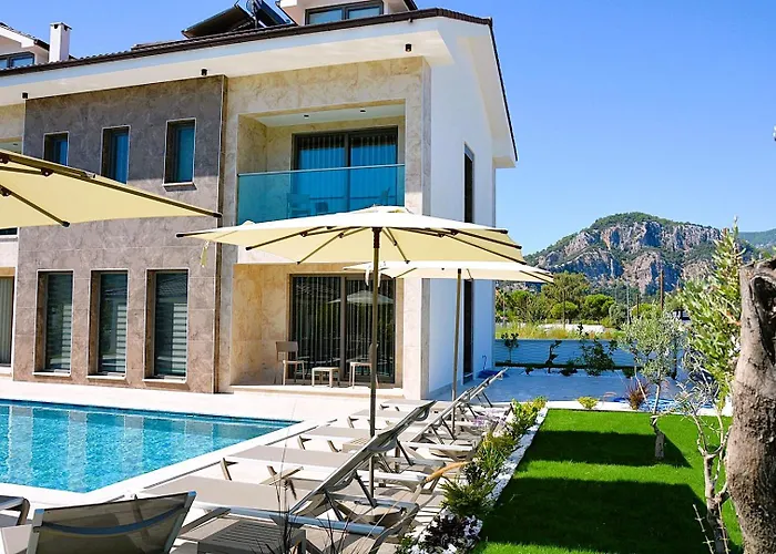 Sahra Exclusive Dalyan - Family-friendly Luxury In Dalyan Centre With Large Private Pool & Garden