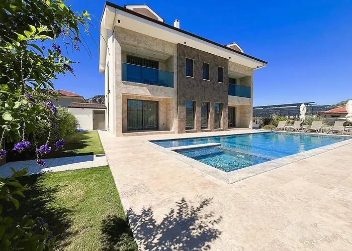 Vilă Sahra Exclusive Dalyan - Family-friendly Luxury In Dalyan Centre With Large Private Pool & Garden
