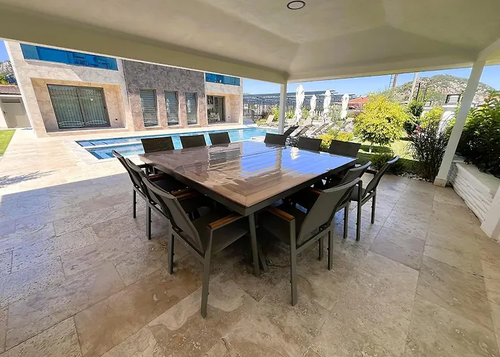 Sahra Exclusive Dalyan - Family-friendly Luxury In Dalyan Centre With Large Private Pool & Garden Vilă