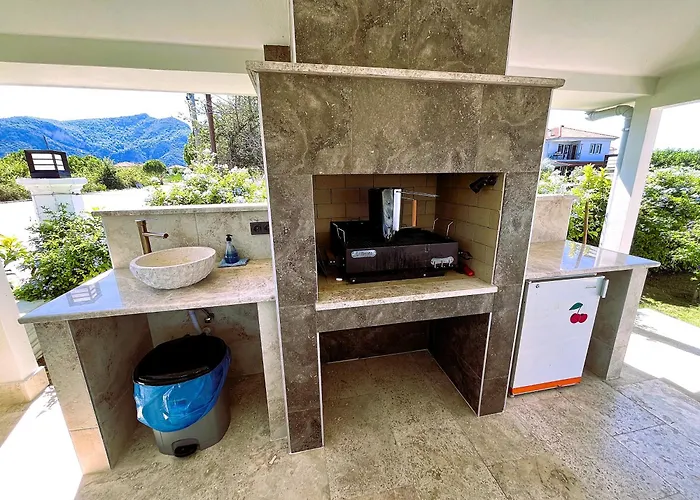 Villa Sahra Exclusive Dalyan - Family-friendly Luxury In Dalyan Centre With Large Private Pool & Garden *