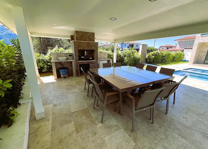 Sahra Exclusive Dalyan - Family-friendly Luxury In Dalyan Centre With Large Private Pool & Garden *