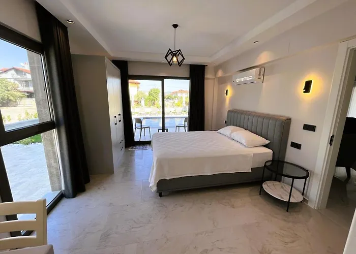 Sahra Exclusive Dalyan - Family-friendly Luxury In Dalyan Centre With Large Private Pool & Garden *