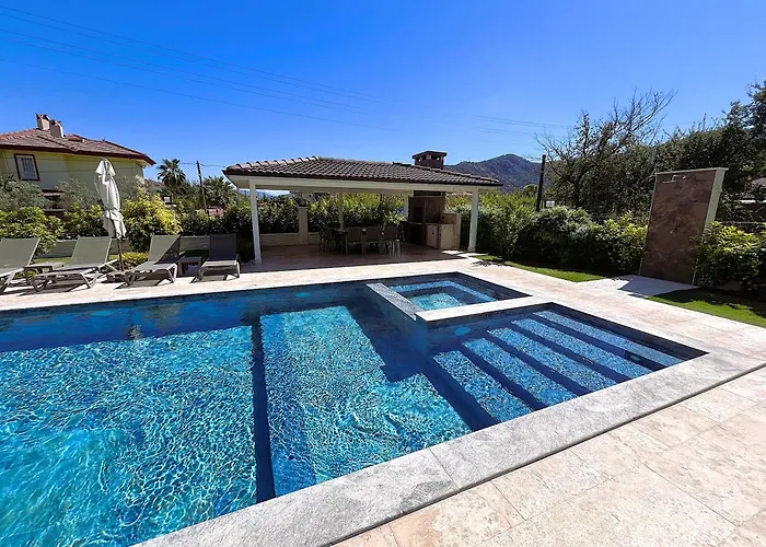 Sahra Exclusive Dalyan - Family-friendly Luxury In Dalyan Centre With Large Private Pool & Garden