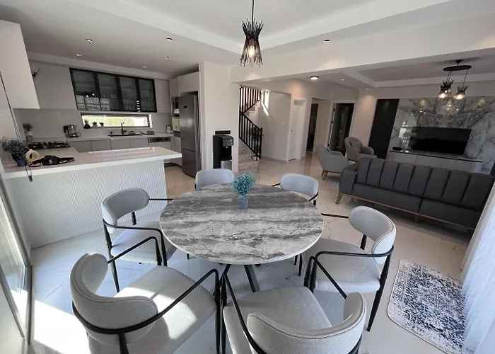 Sahra Exclusive Dalyan - Family-friendly Luxury In Dalyan Centre With Large Private Pool & Garden Villa